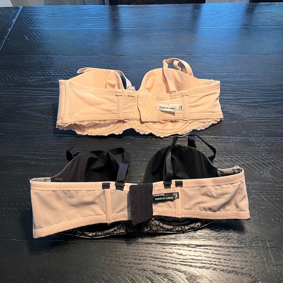 Torrid multi-way strapless bra bundle - Picture 6 of 9